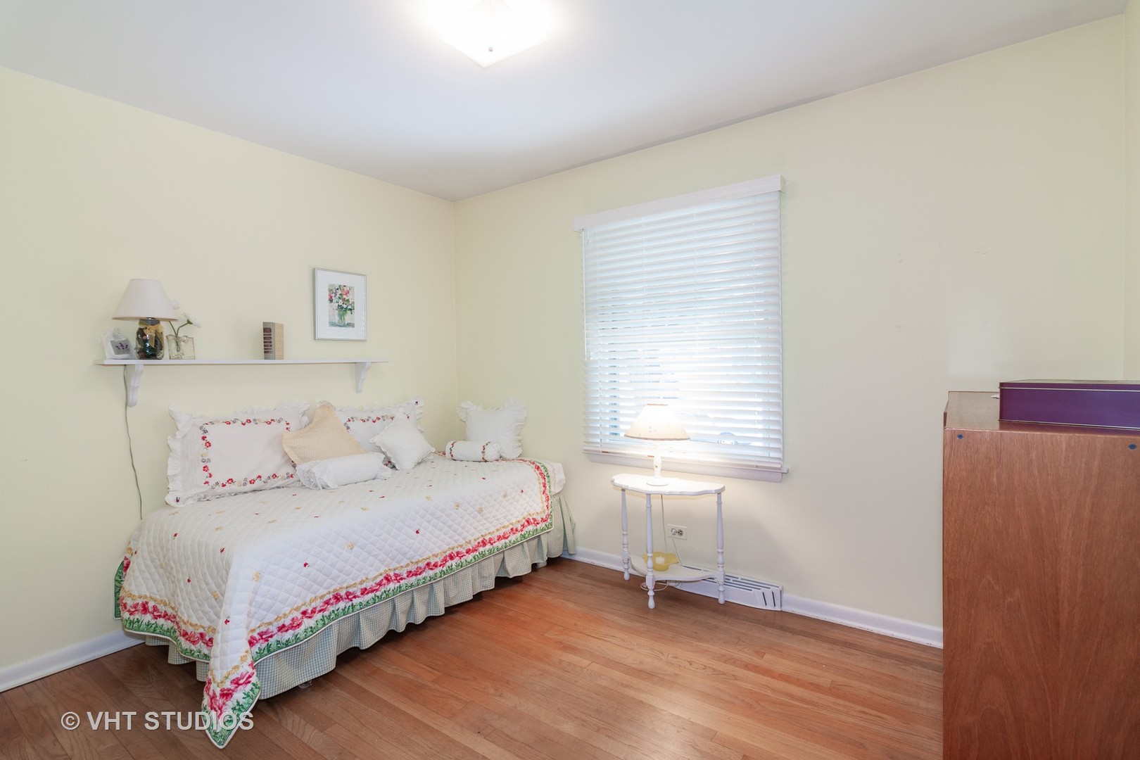 N255 Peter Road Winfield, IL 60190 - Photo 10 of 29 a bedroom with a bed and a window