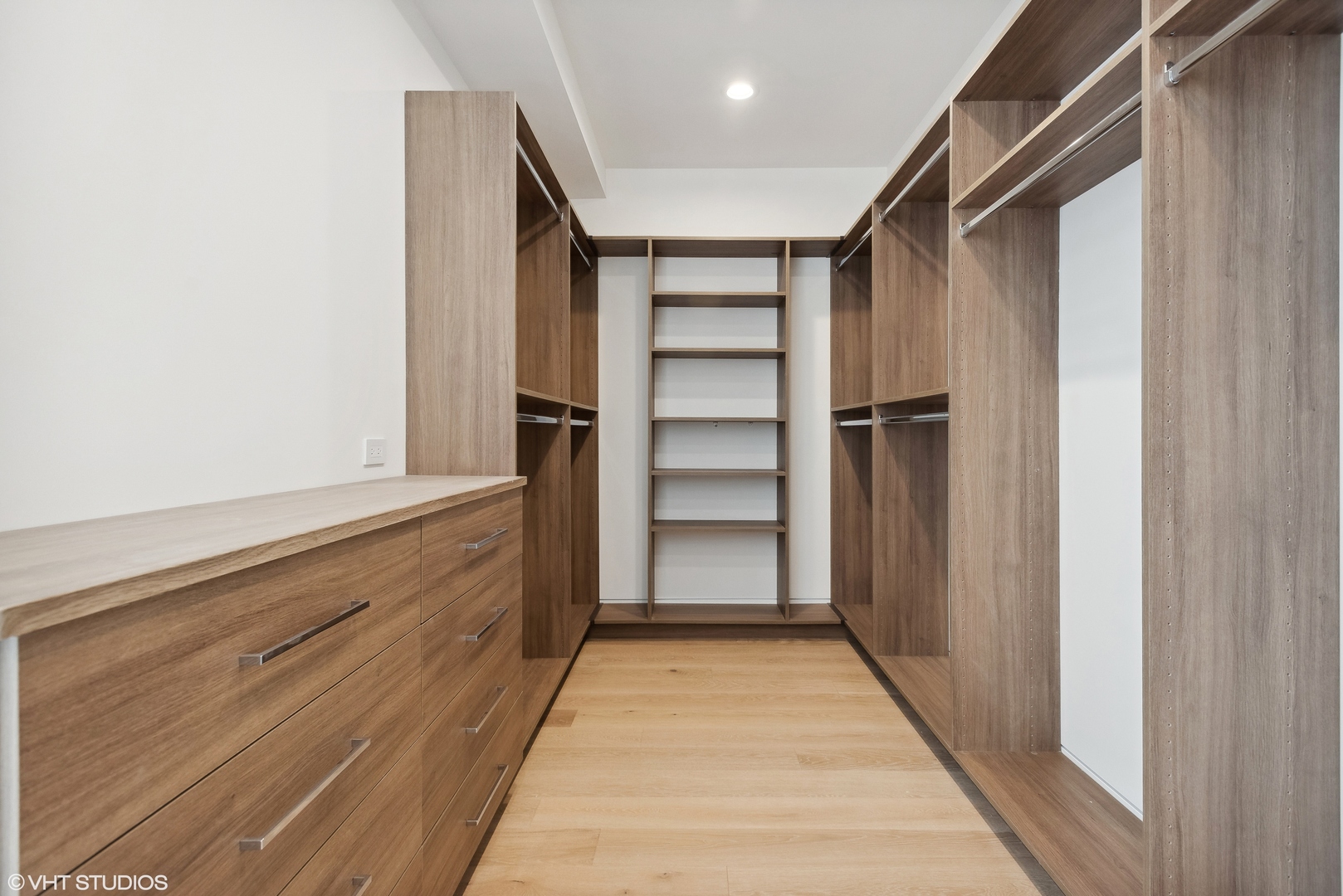 Undisclosed Address Chicago, IL 60657 - Photo 20 of 39 a view of walk in closet