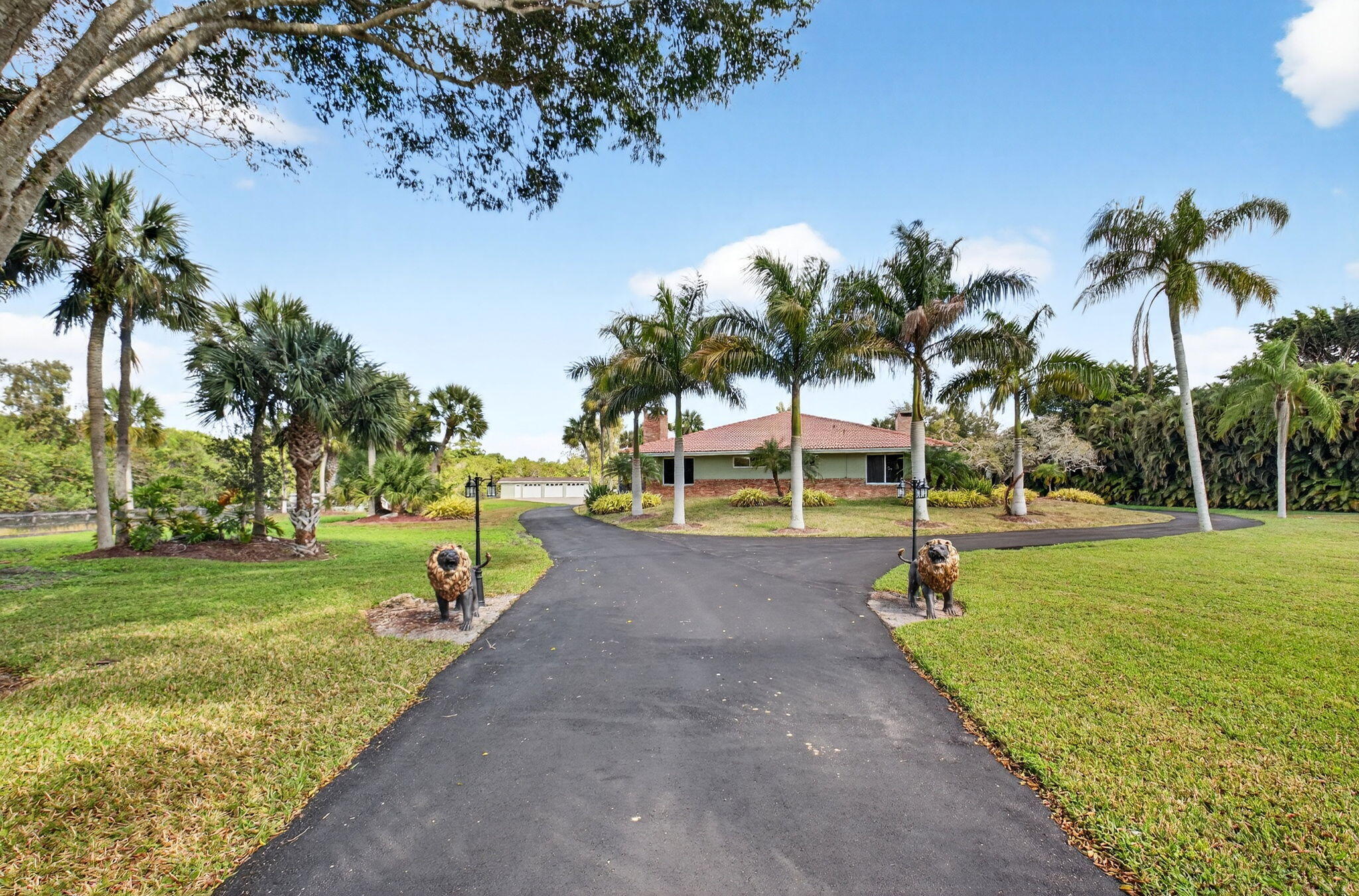 10965 La Reina Road Delray Beach, FL 33446 - Photo 3 of 35 22-web-or-mls-DSC_4516