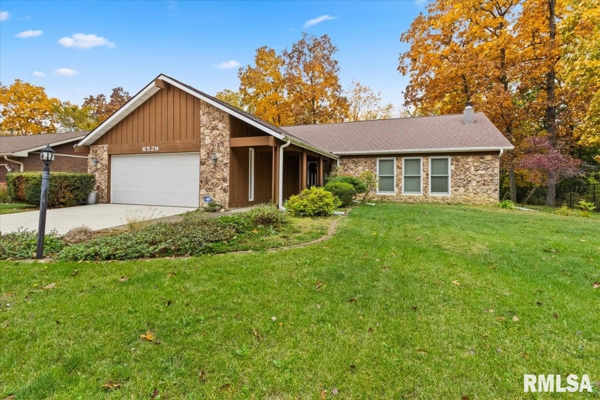 6529 North Post Oak Road Peoria, IL 61615 - Photo 2 of 54