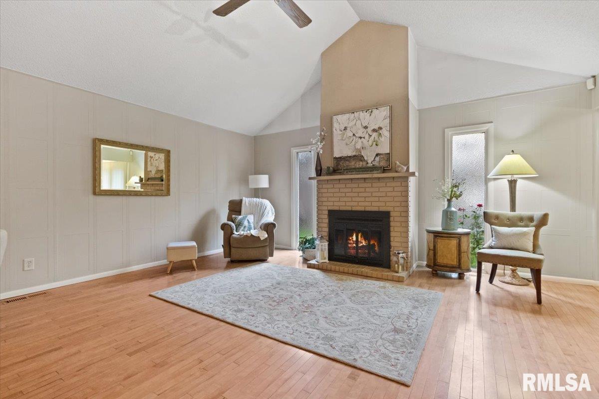 6529 North Post Oak Road Peoria, IL 61615 - Photo 21 of 54