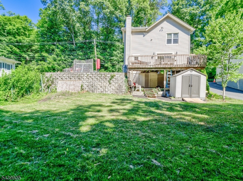205 Main Road Montville, NJ 07045 - Photo 27 of 28