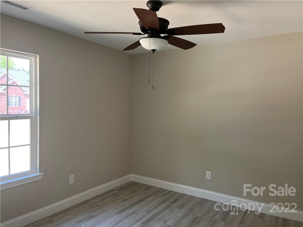 351 Quinn Road Clover, SC 29710 - Photo 7 of 46 Gallery Image 7