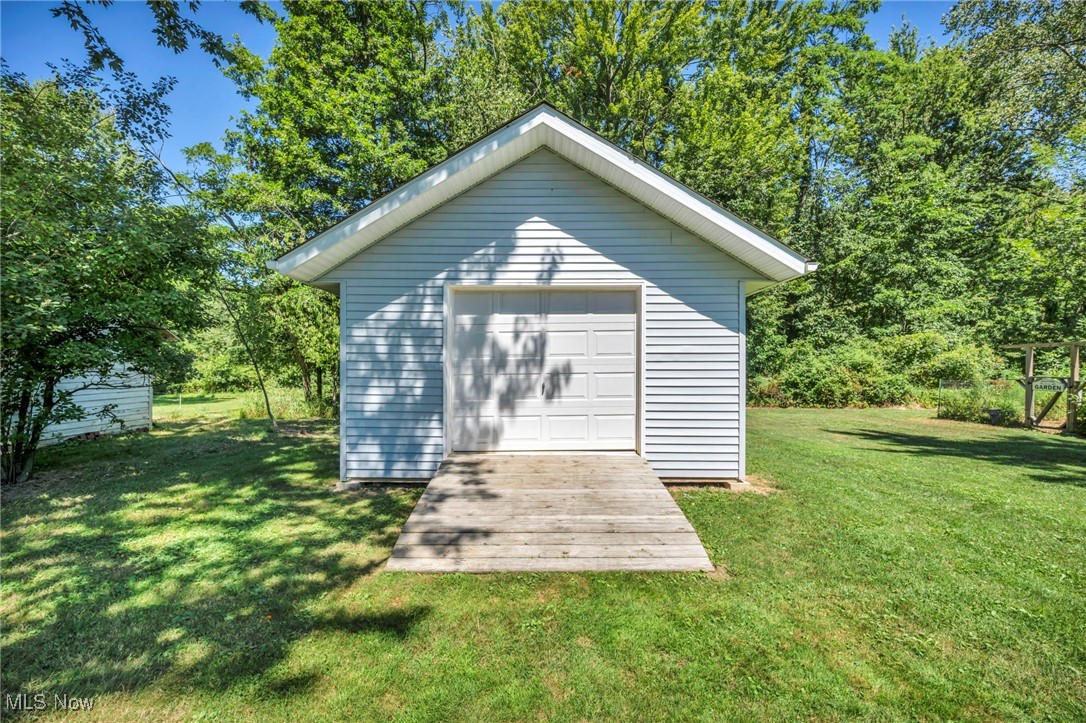 38704 Otten Road North Ridgeville, OH 44039 - Photo 40 of 48