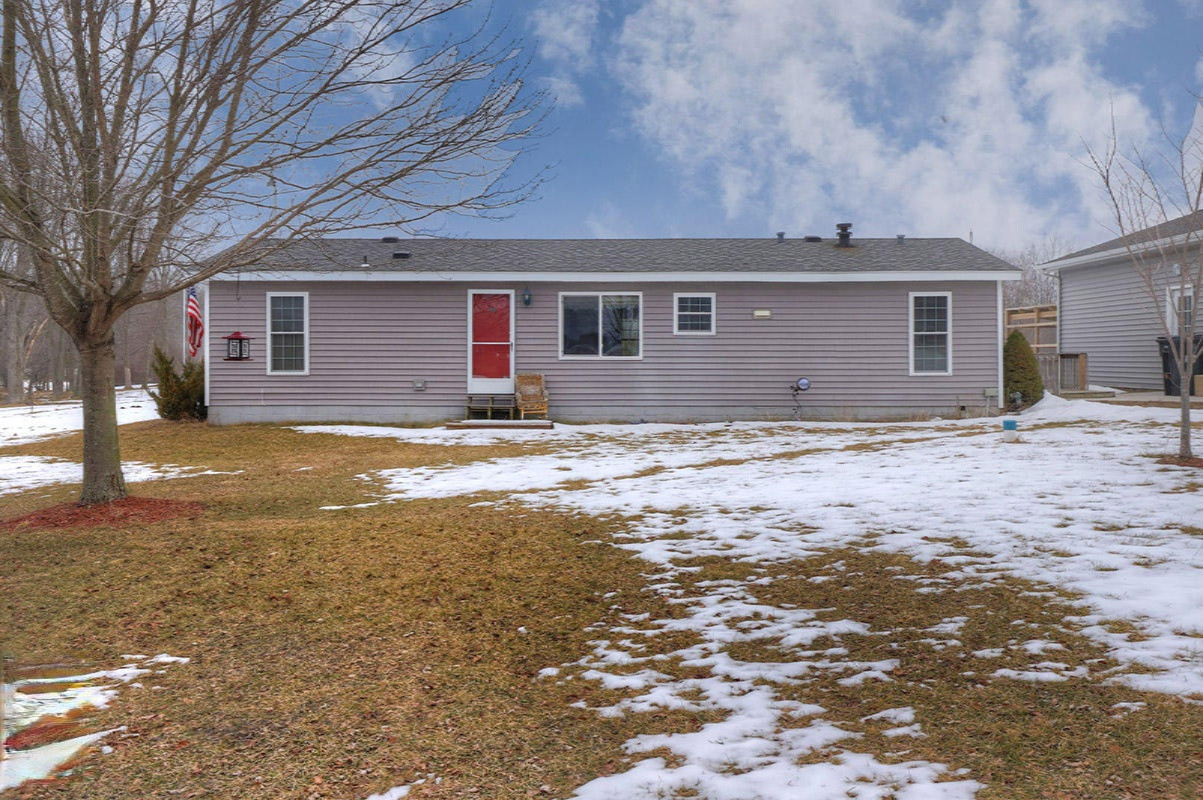 13575 Ritchie Avenue Northeast Cedar Springs, MI 49319 - Photo 1 of 23 IMG_1357