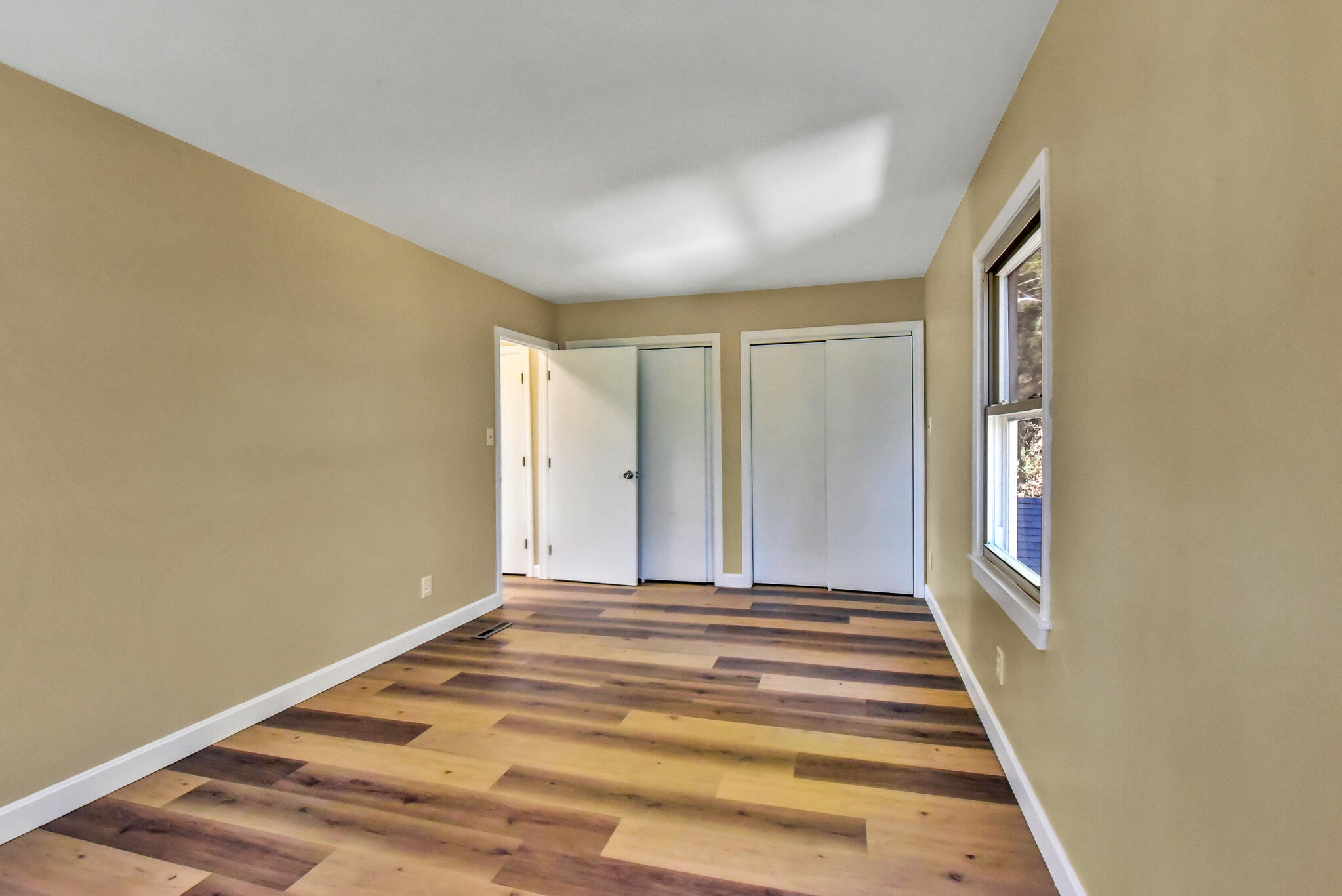 24 Lakeside Drive Windham, ME 04062 - Photo 9 of 18 IMG_0139