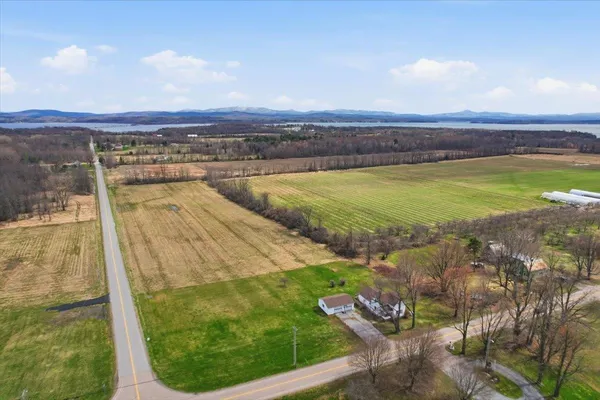 $169,900 | 145 South Street, Unit 2, South Hero, VT 05486