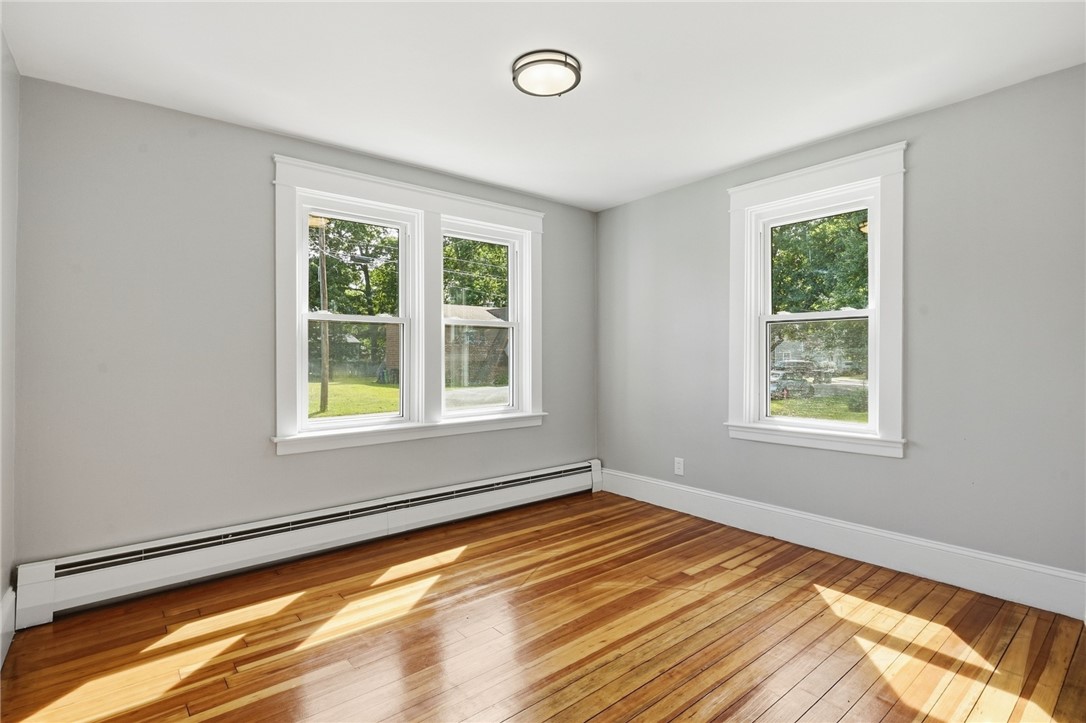 41 Custer Street Warwick, RI 02889 - Photo 13 of 24 Gallery Image 13