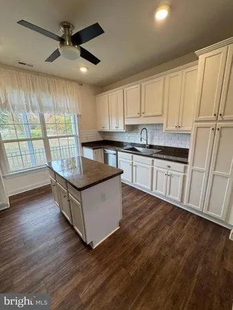 $875,000 | 284 Boulder Springs Lane, Louisa, VA 23093