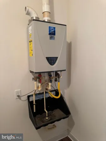 $875,000 | 284 Boulder Springs Lane, Louisa, VA 23093