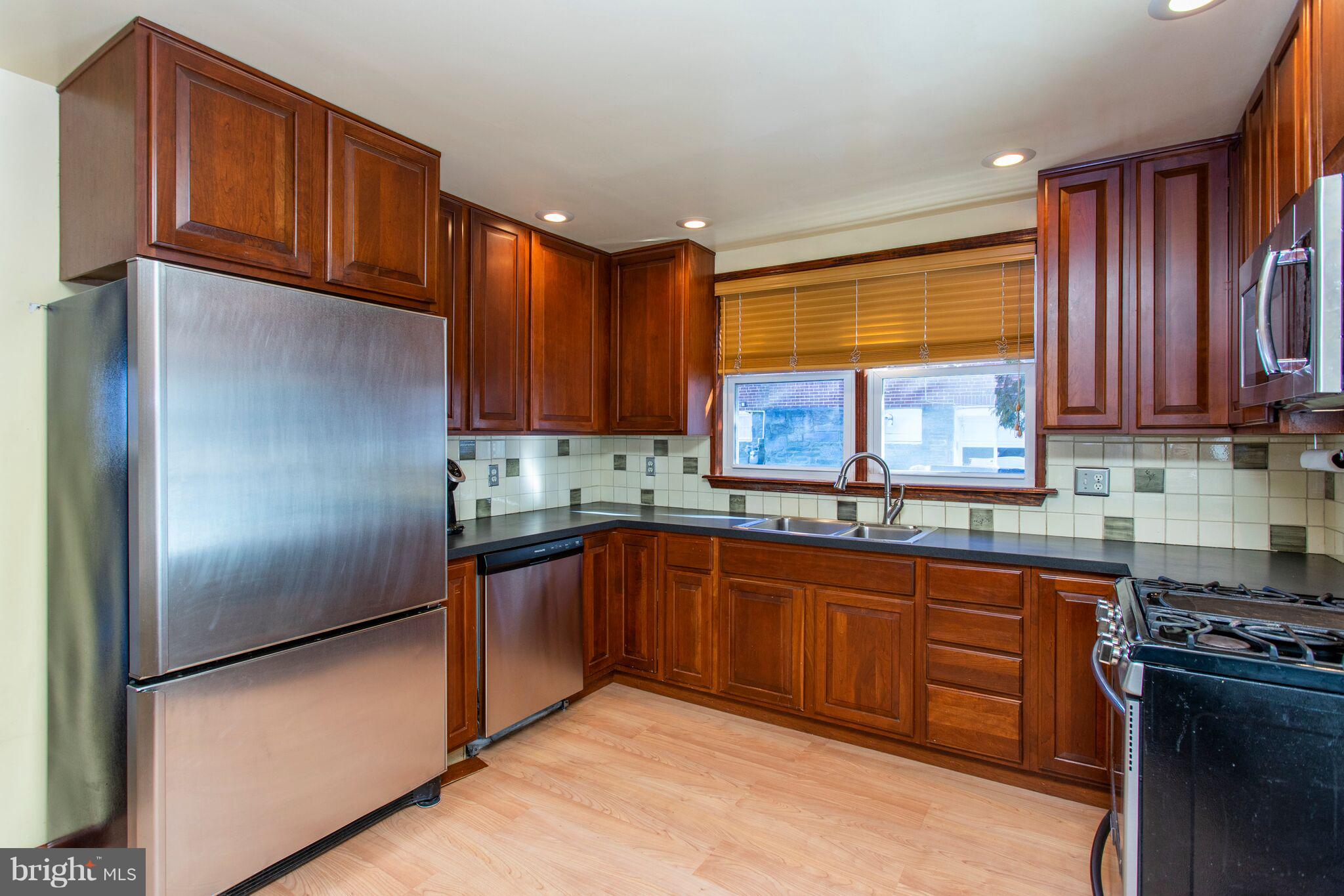 1135 Ashbourne Road Cheltenham, PA 19012 - Photo 8 of 28 Gallery Image 8