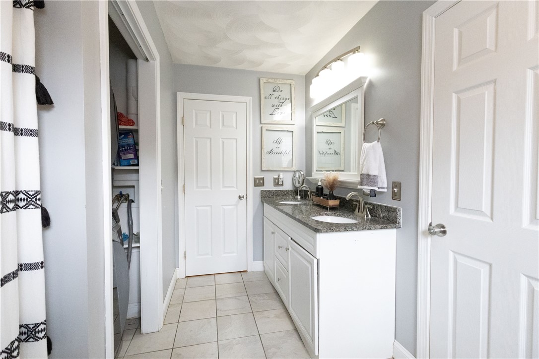 32 Dike Street Woonsocket, RI 02895 - Photo 10 of 20 Full Bathroom