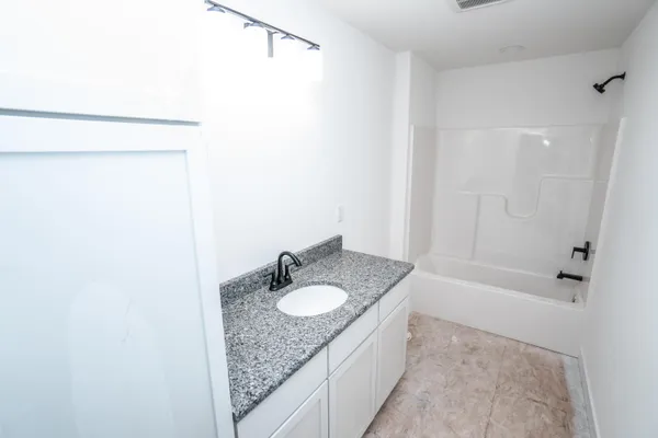 $439,900 | W206N16182 Stonebrook Drive, Jackson, WI 53037