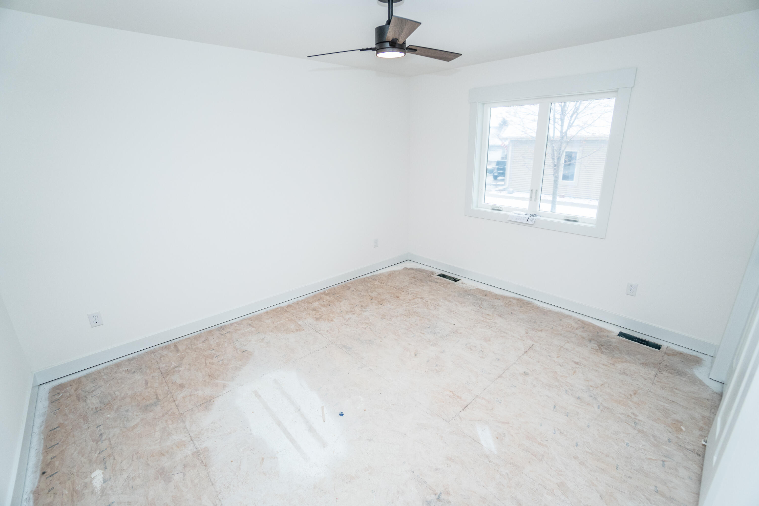 W206N16182 Stonebrook Drive Jackson, WI 53037 - Photo 16 of 20 DSC03309