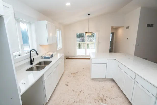 $439,900 | W206N16182 Stonebrook Drive, Jackson, WI 53037