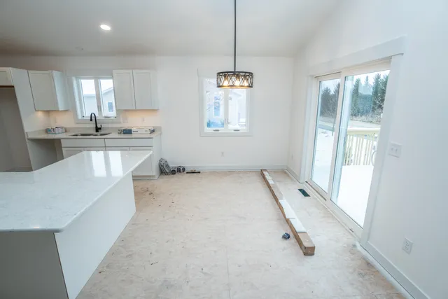 $439,900 | W206N16182 Stonebrook Drive, Jackson, WI 53037