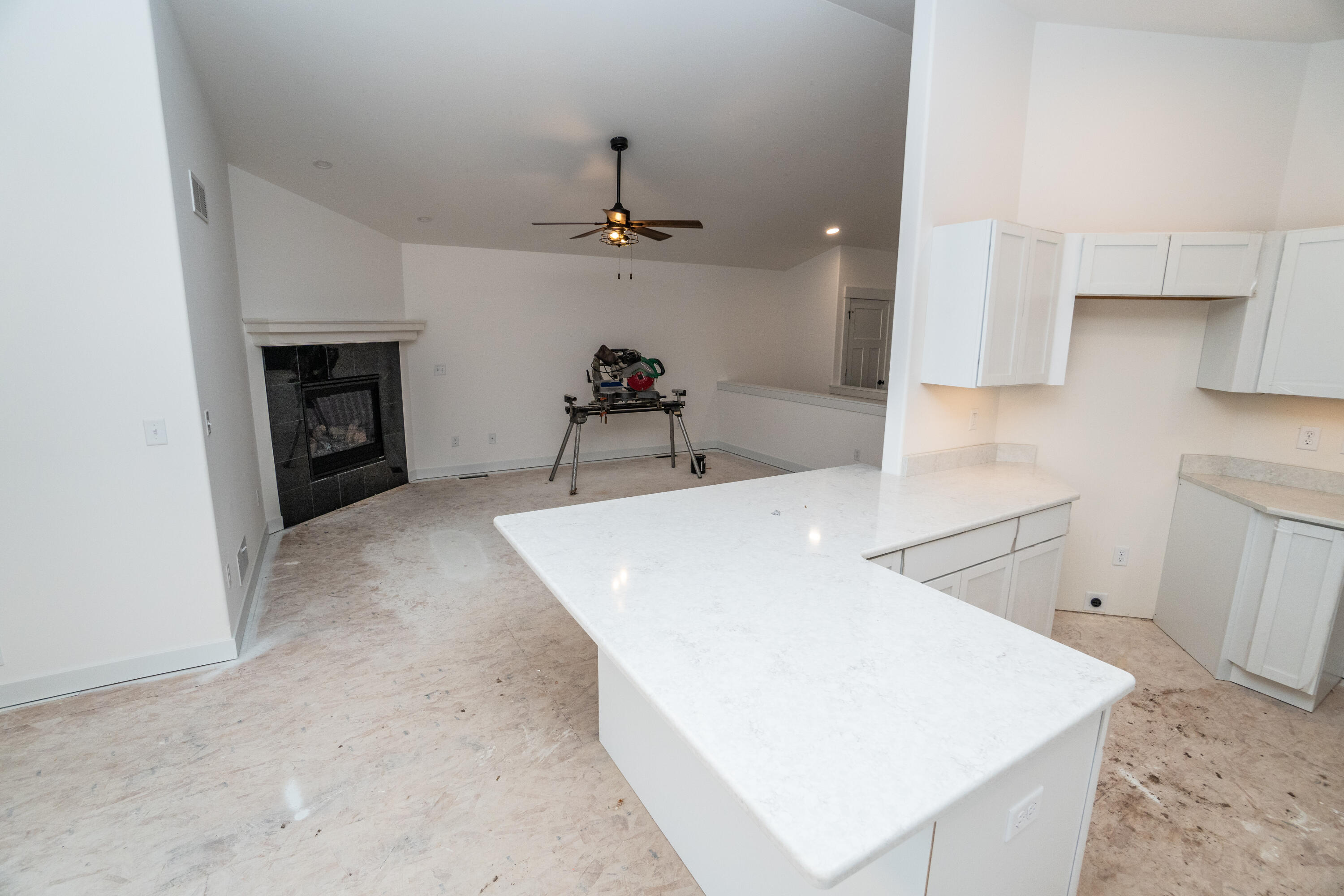 W206N16182 Stonebrook Drive Jackson, WI 53037 - Photo 8 of 20 DSC03308