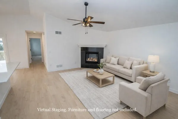 $439,900 | W206N16182 Stonebrook Drive, Jackson, WI 53037