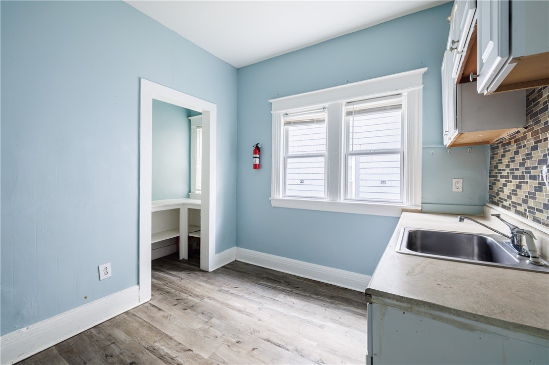 110 Ridgeway Avenue Rochester, NY 14615 - Photo 8 of 44