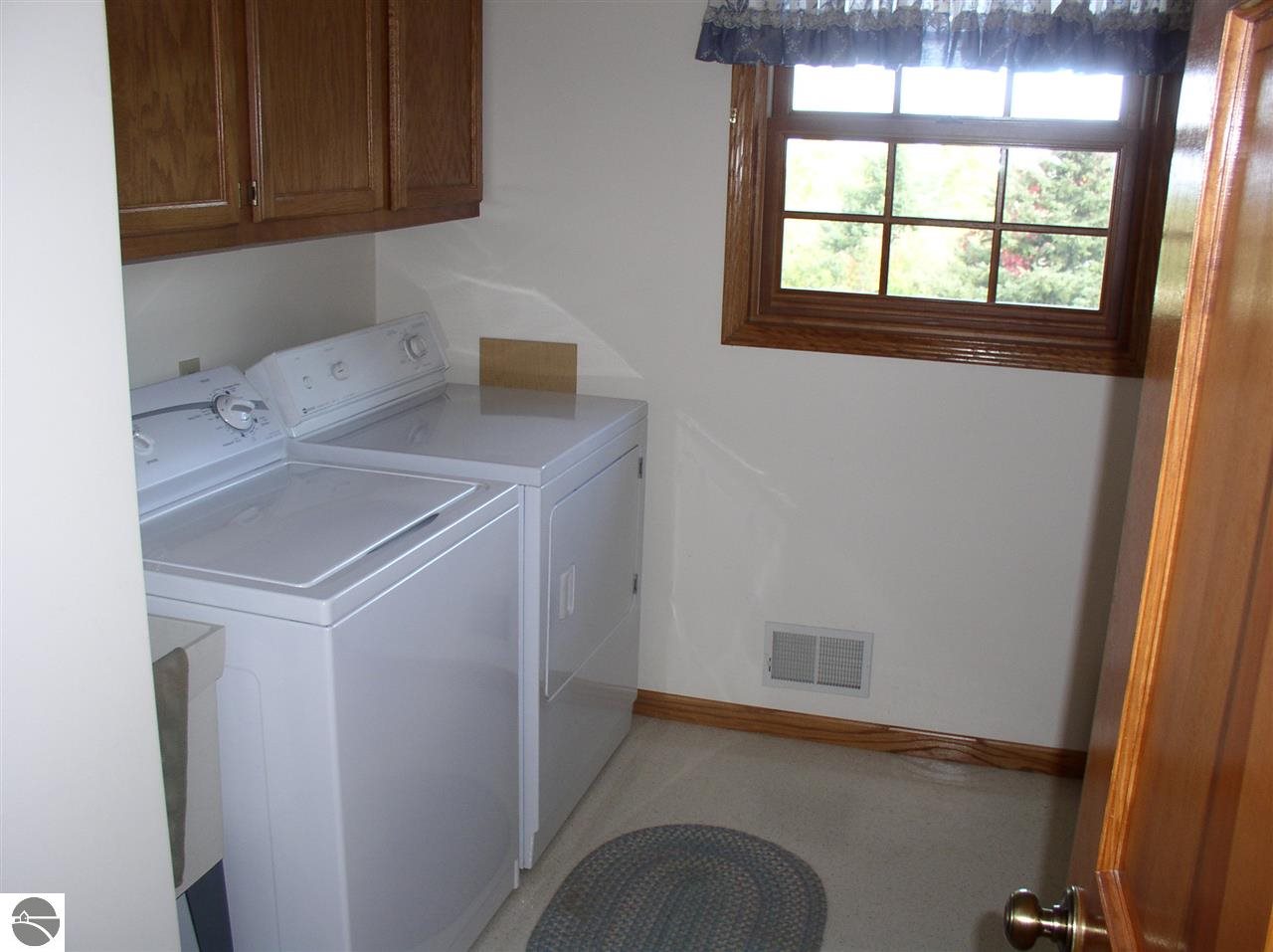 8580 East Lincoln Road Cedar, MI 49621 - Photo 27 of 40 1777189-28.JPG