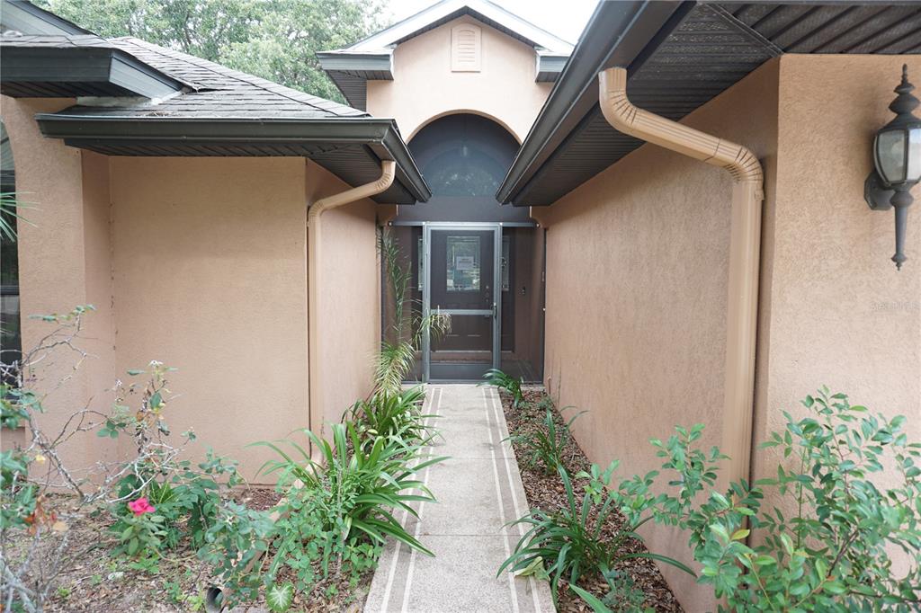 4531 Treasure Cay Road Tavares, FL 32778 - Photo 8 of 58 Gallery Image 8