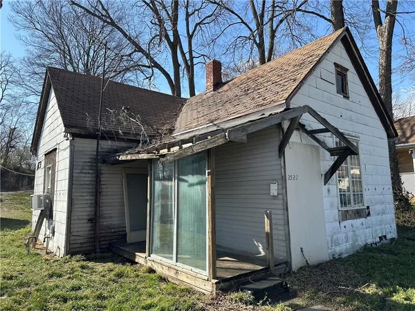 $19,000 | 2522 South 18th Street, St. Joseph, MO 64503