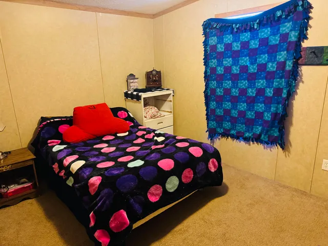 $225,000 | 670 Simino Lane, Irasburg, VT 05845