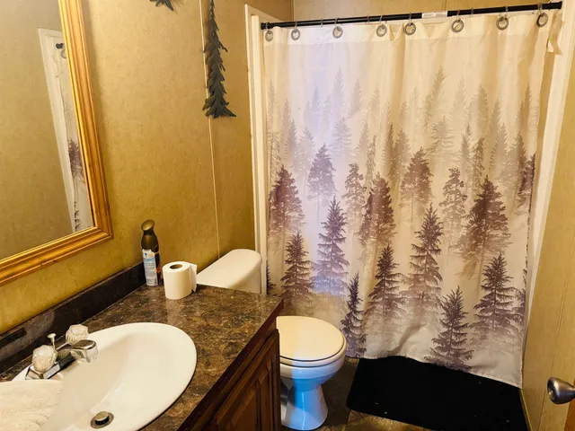 $225,000 | 670 Simino Lane, Irasburg, VT 05845