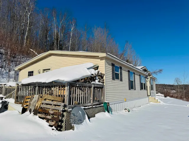 $225,000 | 670 Simino Lane, Irasburg, VT 05845