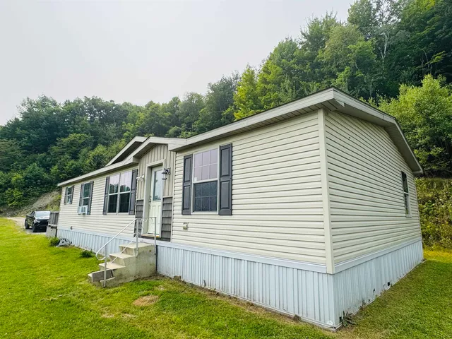 $225,000 | 670 Simino Lane, Irasburg, VT 05845
