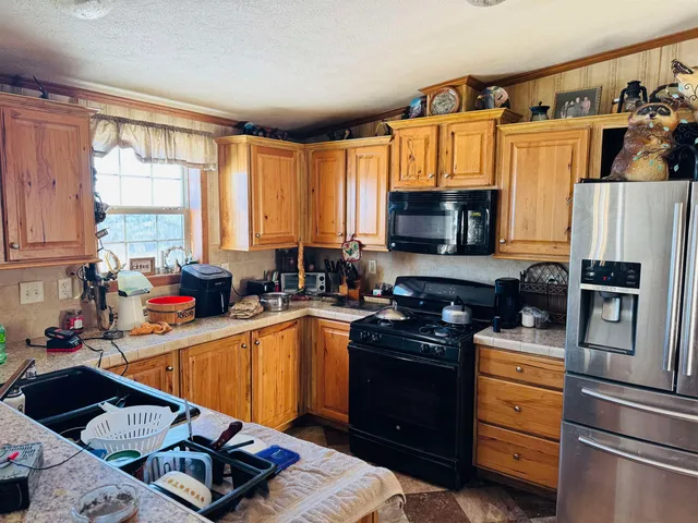 $225,000 | 670 Simino Lane, Irasburg, VT 05845