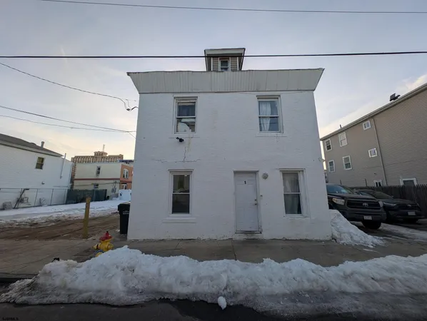 $1,650 | 20 South Bellevue Avenue, Unit 2, Atlantic City, NJ 08401