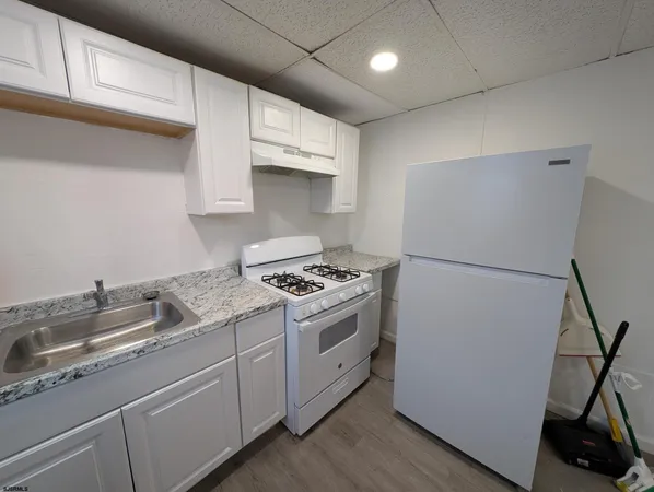 $1,650 | 20 South Bellevue Avenue, Unit 2, Atlantic City, NJ 08401