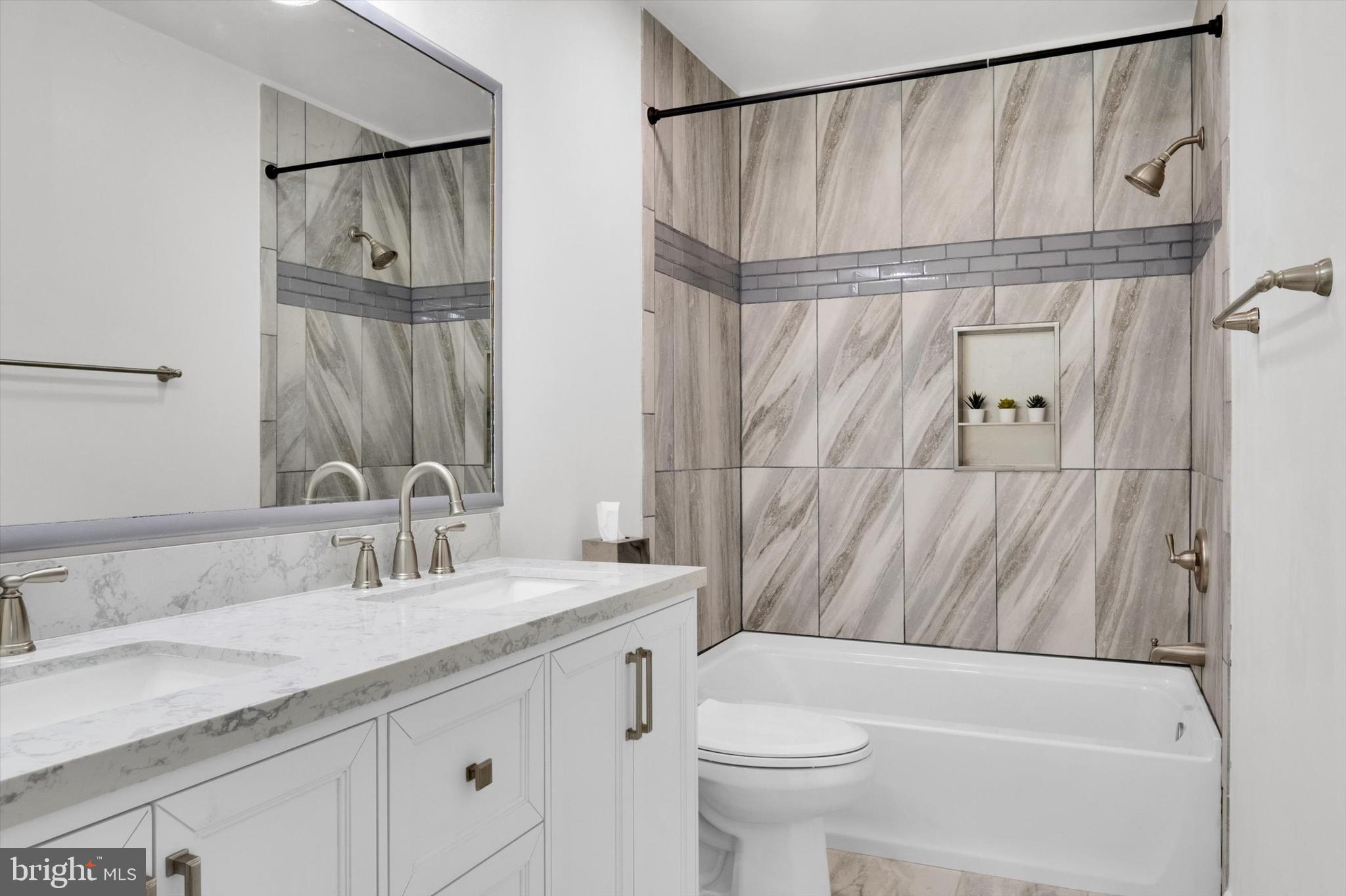 4224 Kinmount Road Lanham, MD 20706 - Photo 15 of 45 Hall Bathroom