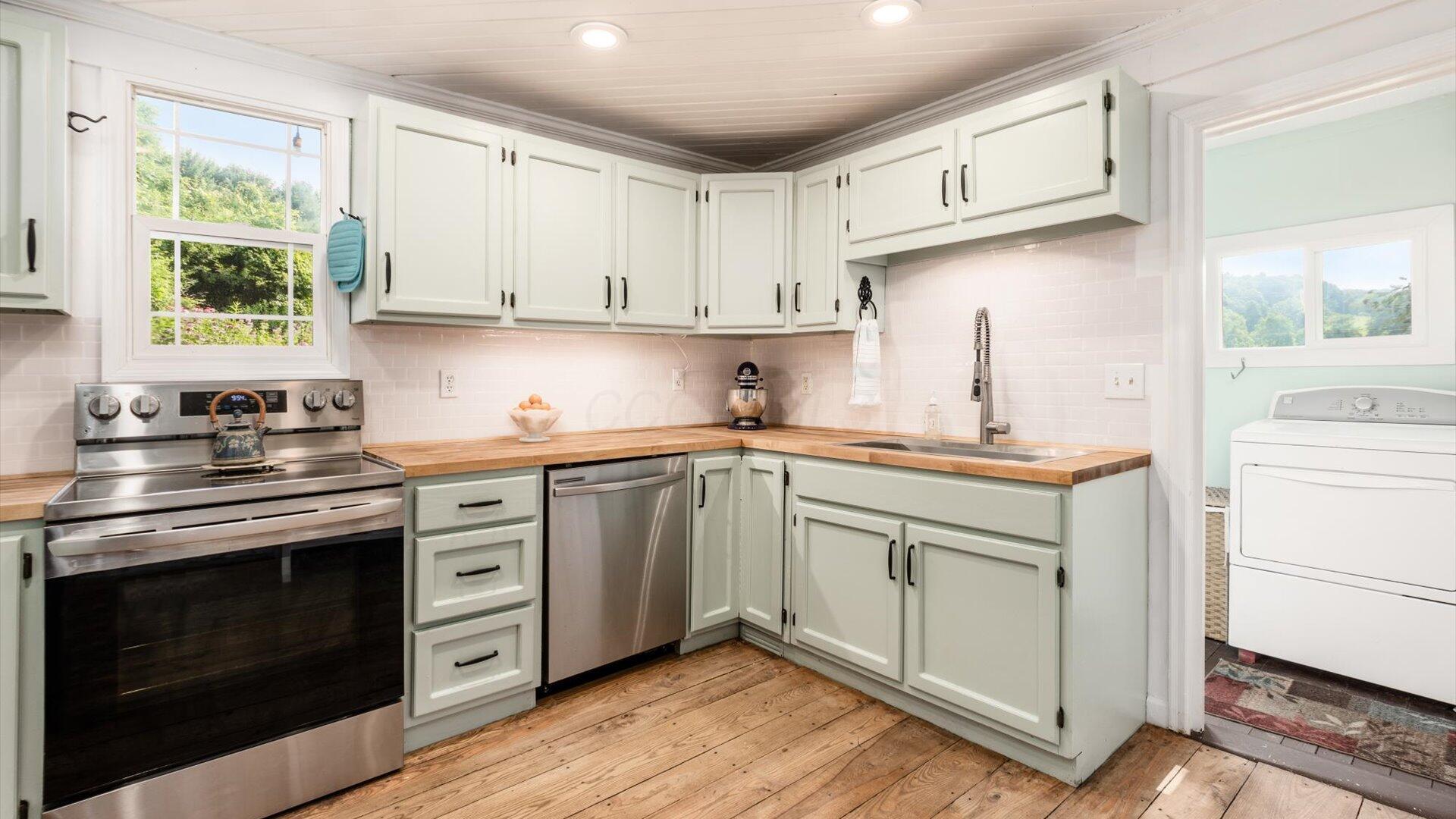 2287 Montgomery Road Northeast Newark, OH 43055 - Photo 13 of 54 13-2287 Montgomery Rd NE009