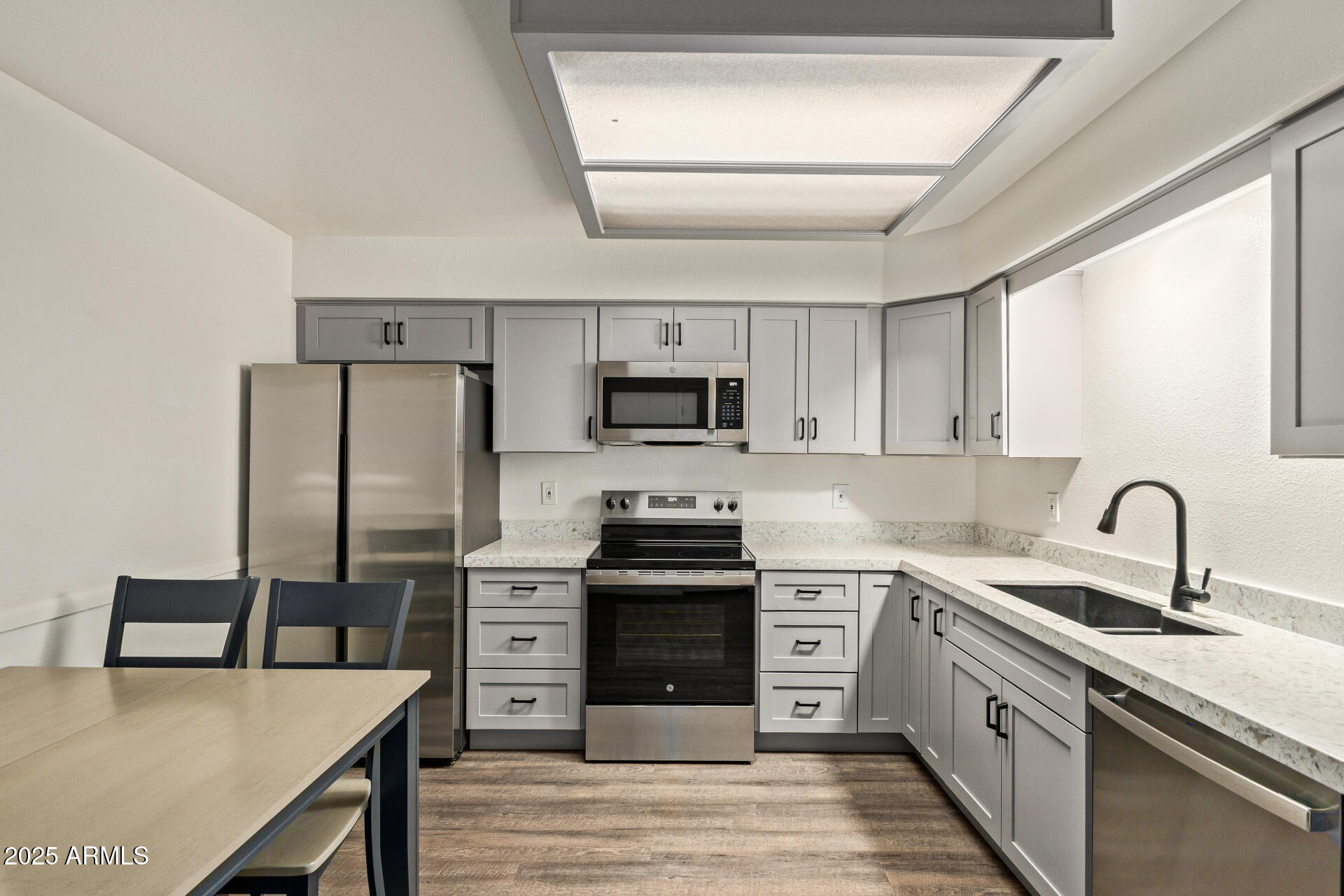 520 South Greenfield Road, Unit 34 Mesa, AZ 85206 - Photo 9 of 39 Remodeled Kitchen
