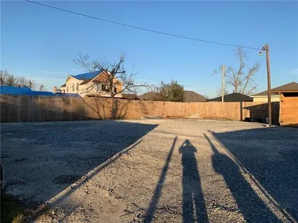 $165,000 | 723 South Cumberland Street, Metairie, LA 70003