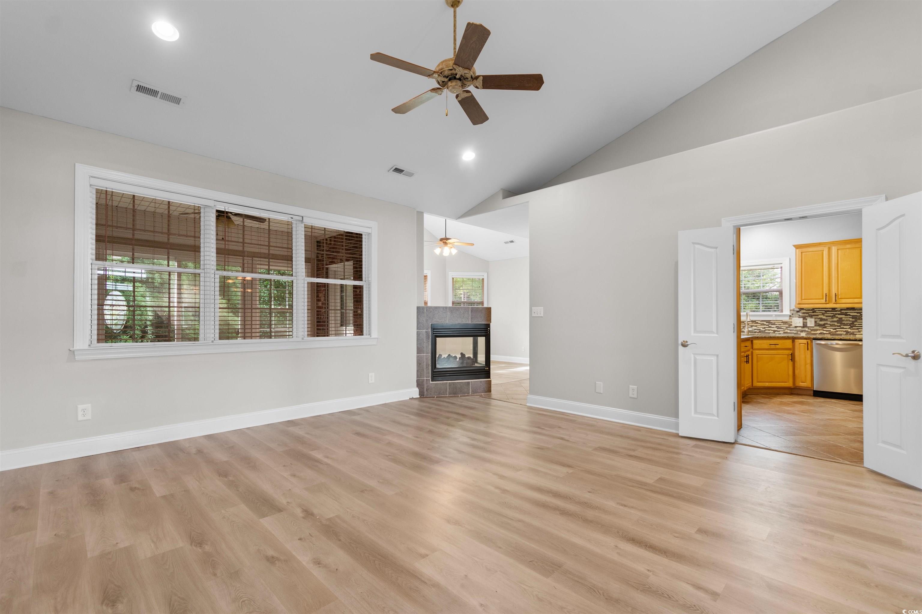 620 Ellsworth Court Myrtle Beach, SC 29579 - Photo 3 of 40