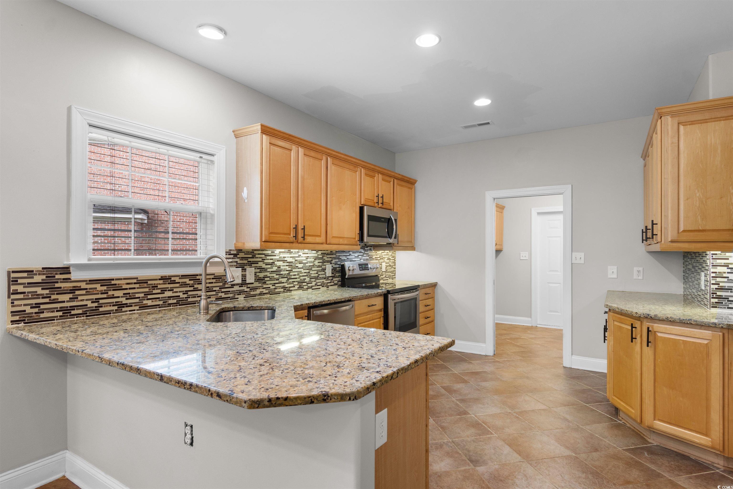 620 Ellsworth Court Myrtle Beach, SC 29579 - Photo 10 of 40