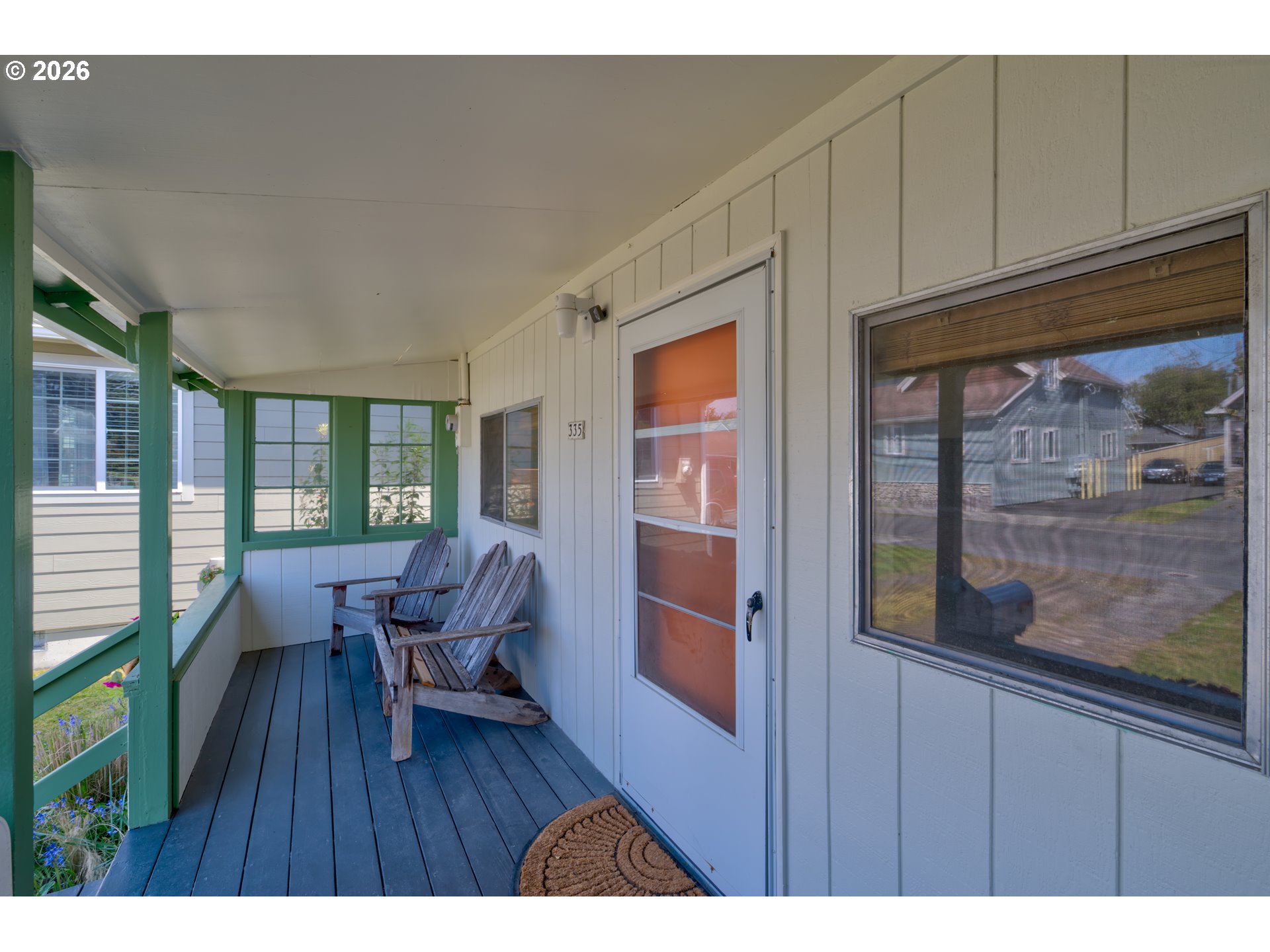 335 9th Avenue Seaside, OR 97138 - Photo 4 of 25