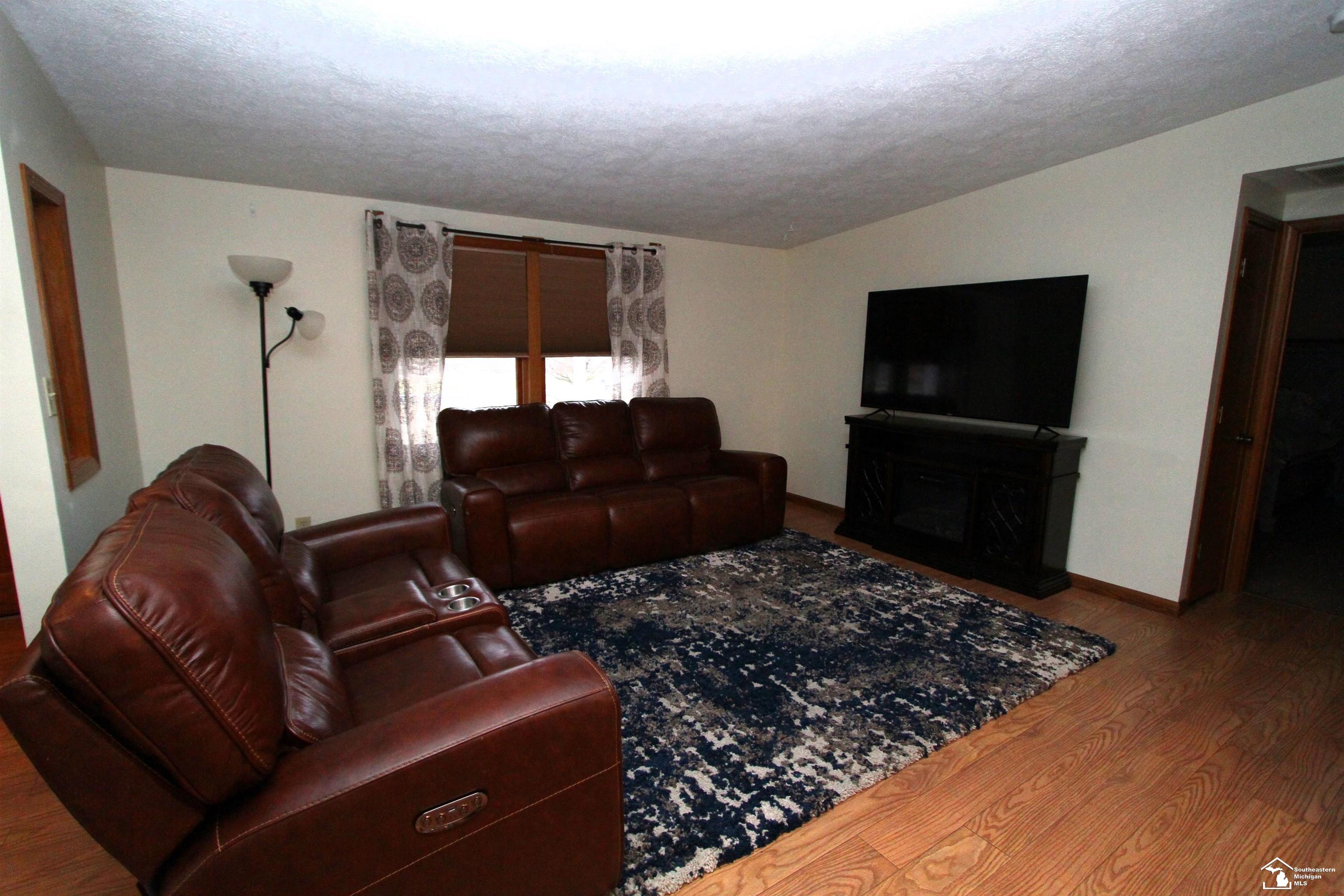 9066 Sumpter Road Maybee, MI 48159 - Photo 8 of 53