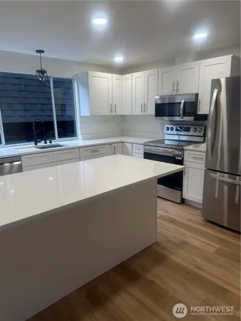 $3,600 | 18501 52nd Avenue West, Unit 90, Lynnwood, WA 98037