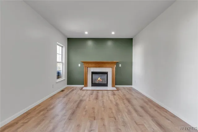 $499,900 | 1546 Evergreen Drive, Lake View, NY 14085