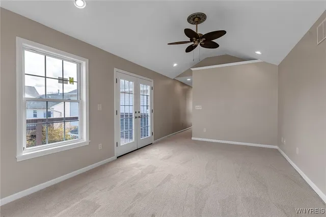 $499,900 | 1546 Evergreen Drive, Lake View, NY 14085