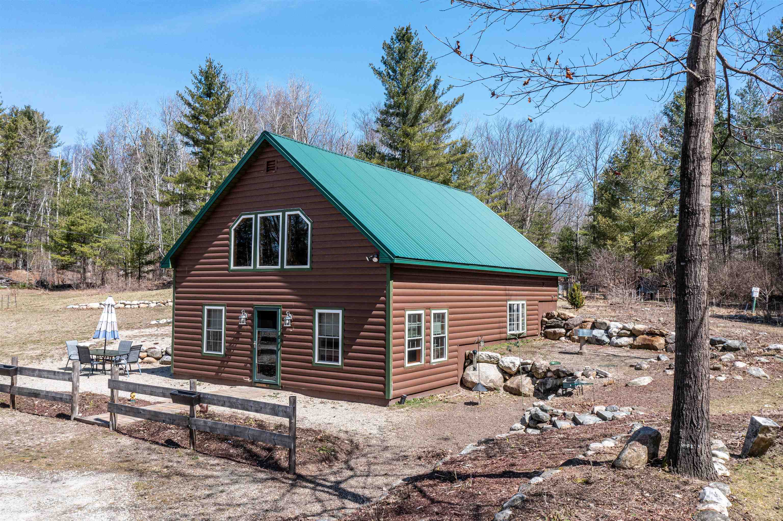 2058 East Clarendon Road Clarendon, VT 05759 - Photo 2 of 42 Gallery Image 2