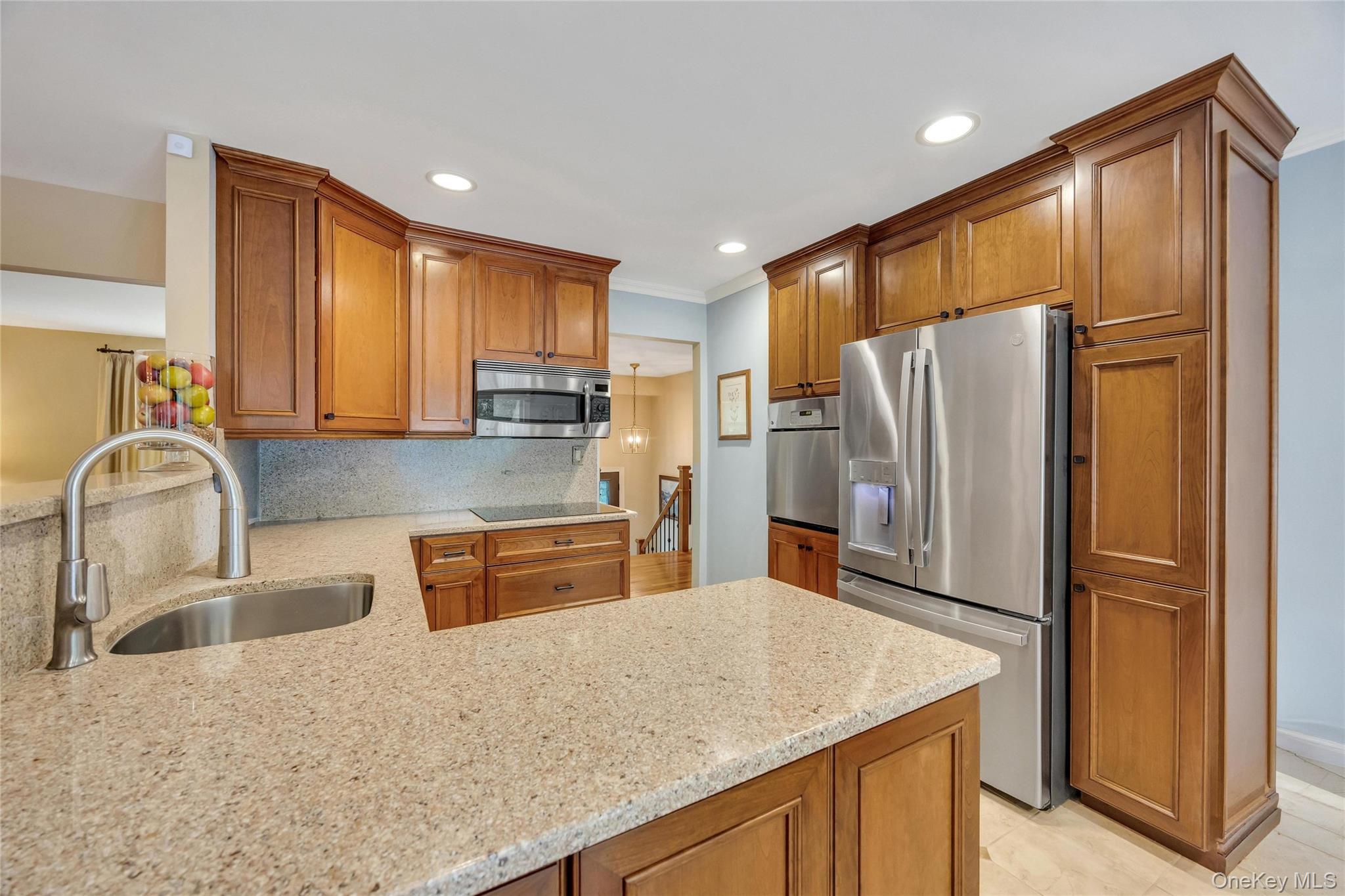 4 Long Hill Road Smithtown, NY 11787 - Photo 9 of 37