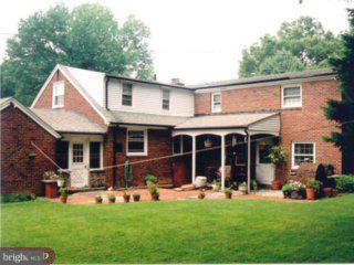141 Golf Hills Road Havertown, PA 19083 - Photo 4 of 6