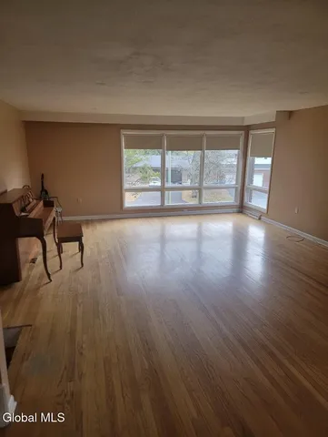 $3,000 | 15 Prospect Terrace, Albany, NY 12208