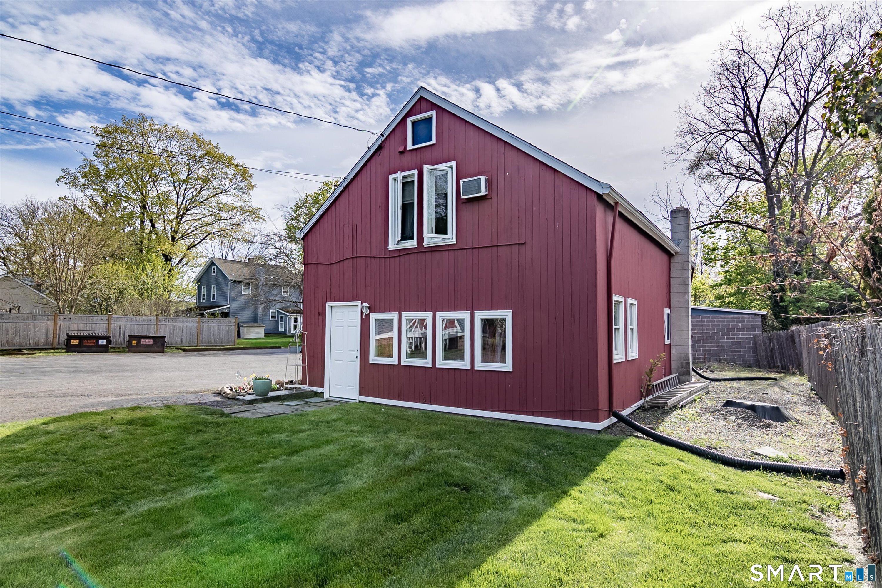 48 State Street Guilford, CT 06437 - Photo 33 of 40 Detached "Barn" Apartment