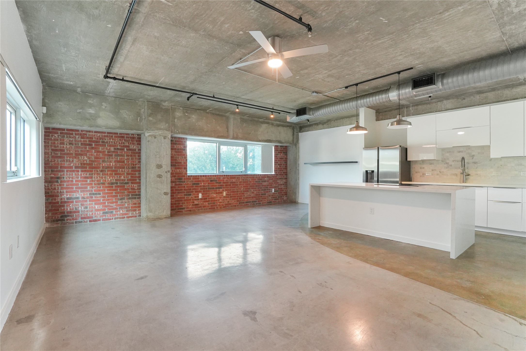 2000 Bagby Street, Unit 2401 Houston, TX 77002 - Photo 22 of 39